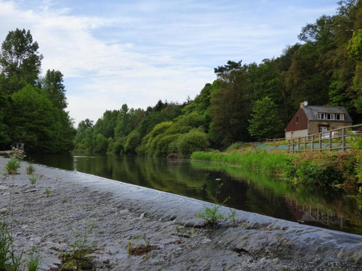 Domaine De Pratulo Villa Cléden-Poher Exteriör bild