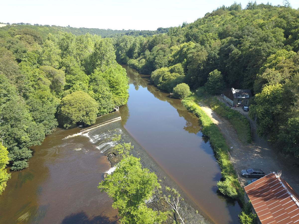 Domaine De Pratulo Villa Cléden-Poher Exteriör bild